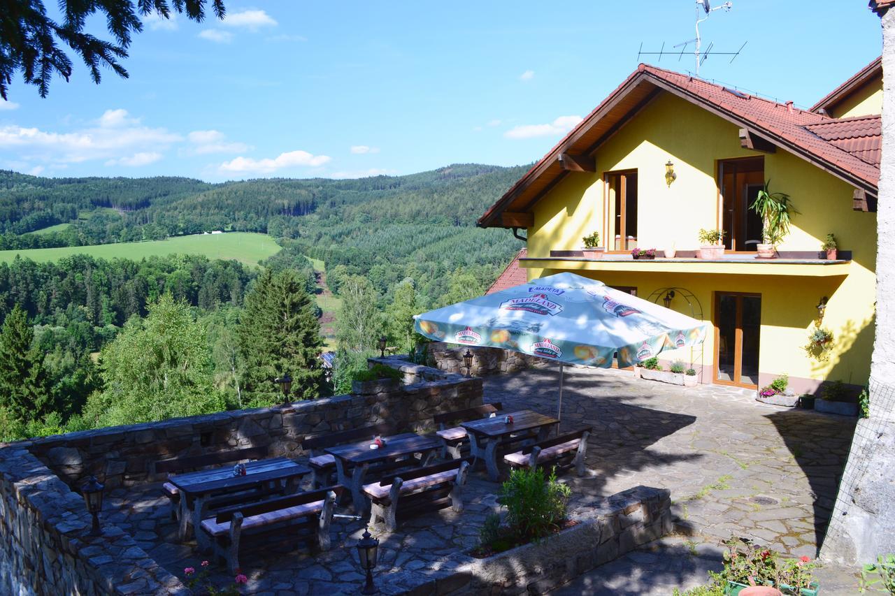 Hotel Studenec Rožmberk nad Vltavou Dış mekan fotoğraf
