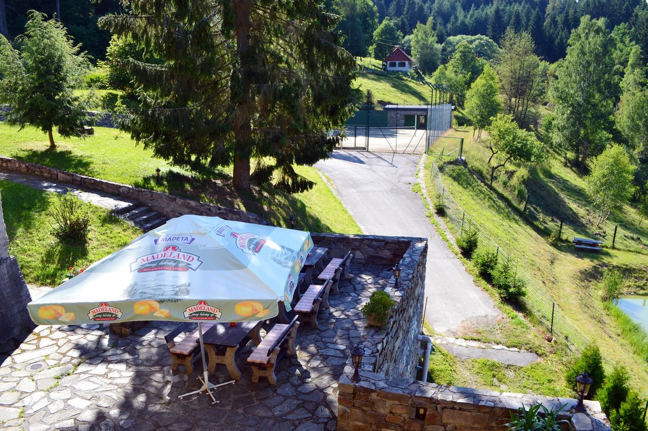 Hotel Studenec Rožmberk nad Vltavou Dış mekan fotoğraf